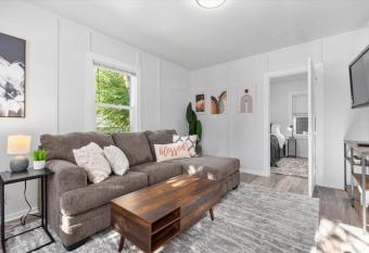 214: Lovely fully furnished 1 bedroom! allows 18 year olds to book a room