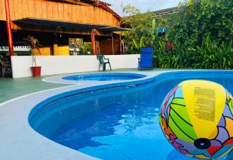 HOTEL QUEPOS PARAISO i has Balcony rooms