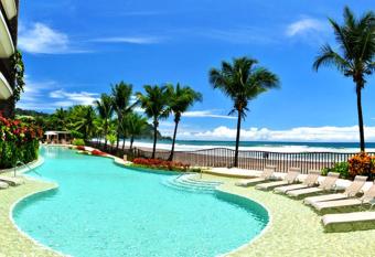 SecretJaco - Luxury Beach Front Penthouse with Pool & Jacuzzi has Balcony rooms