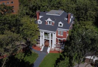 No. 5 East has Balcony rooms