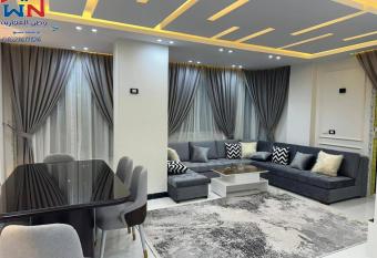                                has rooms with a private hot tub