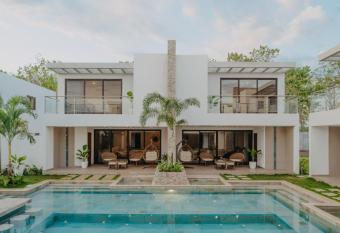 Villas Oazis has Balcony rooms