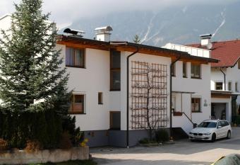 Ferienwohnung Martha has Balcony rooms