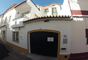 Hakuna Matata Hostel allows 18 year olds to book a room