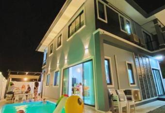 Cher Cher Pool Villa has Balcony rooms