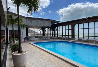 Apartamento em frente a praia Costa 1001 has Balcony rooms