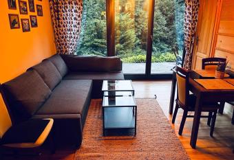 Butorowy Cichy Potok allows 18 year olds to book a room