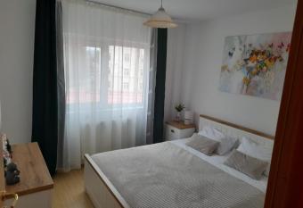 Orsy House has Balcony rooms