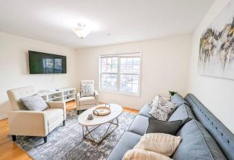 Luxury & Stylish Townhome, King Beds, W/D, Garage allows 18 year olds to book a room