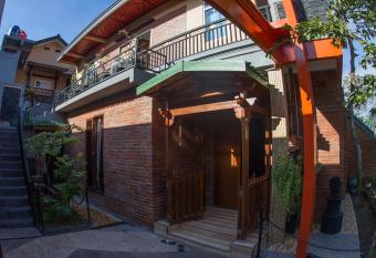 Crown Guest House allows 18 year olds to book a room