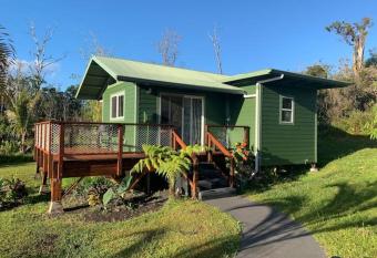 Puna Rainforest Retreat Hotspring: Green Bamboo Cottage has Balcony rooms