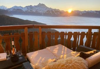 Le Bristol - Villars Bristol Apartments has Balcony rooms