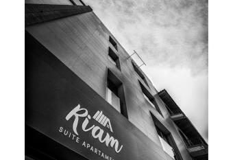 Riam suites apartamentos allows 18 year olds to book a room