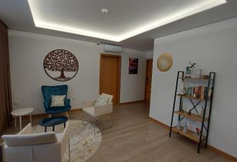 DiROMANE has Balcony rooms