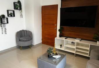 Apto. 3 Habitaciones La Vega has Balcony rooms