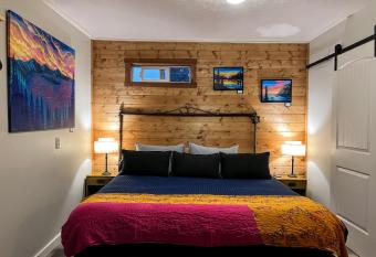 Seafare has Balcony rooms