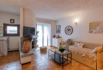 [IHost Flat] - Valmalenco Marconi 33 has Balcony rooms