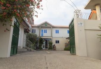Village Francophone Hotel has Balcony rooms