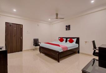 Super OYO Hotel Akshaya Elite allows 18 year olds to book a room