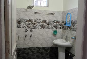 Parmar Palace allows 18 year olds to book a room