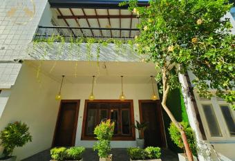 Galle Face Terrace Hostel by Tourlux allows 18 year olds to book a room