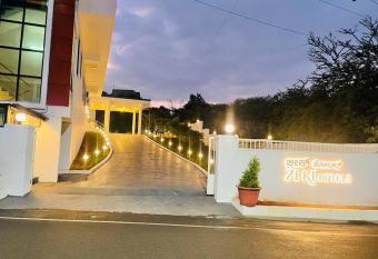 ZEKE HOTELS has Smoking rooms