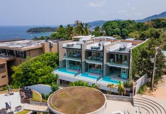 Phuket Seaside Villa 3 has rooms with a private hot tub