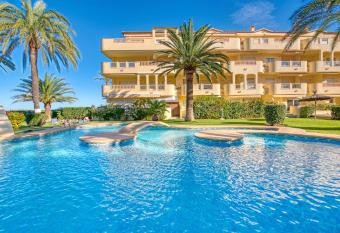 Brisas C2 has Balcony rooms