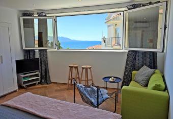 Apartments Gareta has Balcony rooms