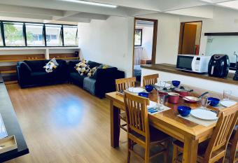 Apartamento amplo a 4km do aeroporto internacional de Guarulhos Cecap allows 18 year olds to book a room