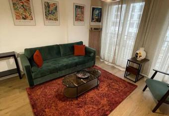 Appart charmant au c  ur de la ville et des commodit  s has Balcony rooms