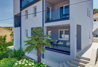 Apartments Hemetek has Balcony rooms