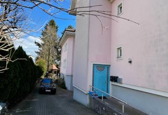 MBudget free Parking has Balcony rooms