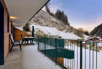 Apartment UB Two has Balcony rooms