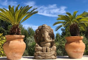 B&B Villa Ganesh has Balcony rooms