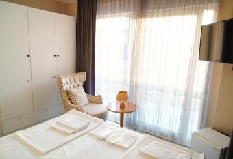 LARA BOUTIQUE HOTEL Antalya has Balcony rooms