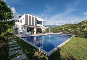 Archi Villa has Balcony rooms