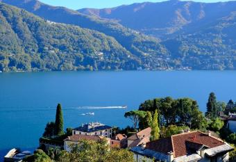 Borgo di Laglio has Balcony rooms