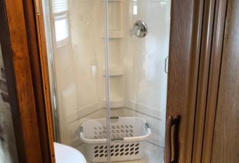 Morels on the Wabash has rooms with a private hot tub