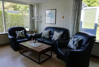 Kustverhuur, Park Schoneveld Duinroos 133 has Balcony rooms