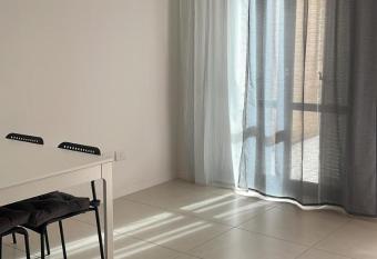Appartamento viale della stazione has Balcony rooms