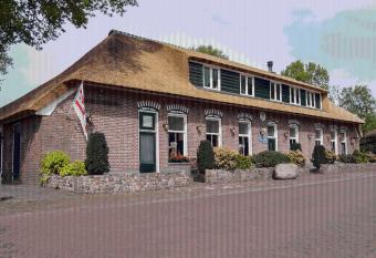 Fletcher Hotel-Restaurant de Borken has Balcony rooms