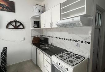 Cozy and Relaxing apartment in Canning allows 18 year olds to book a room