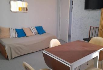 depto 6 personas en costa argentina has Balcony rooms