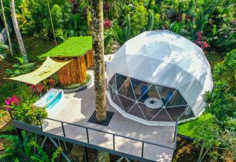 Palo Alto Glamping Hotel has Balcony rooms