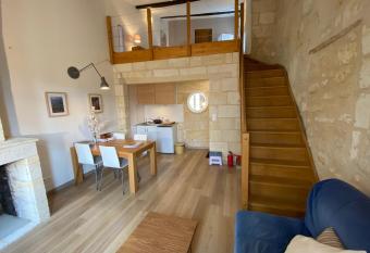 Appartement Saint Emilion allows 18 year olds to book a room