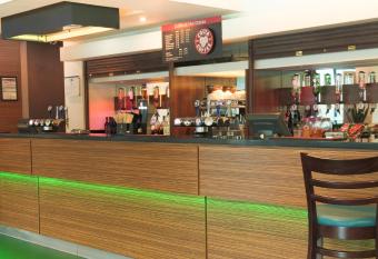 Holiday Inn Express London Heathrow T5, an IHG Hotel allows 18 year olds to book a room