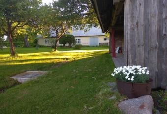 Privaatne talu otse mere     res has Balcony rooms