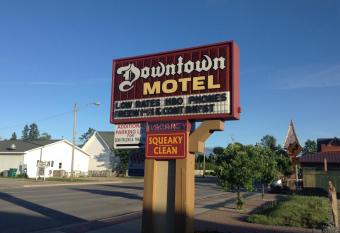 Downtown Motel has Balcony rooms