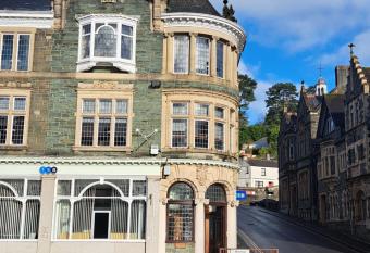 Lloyds Penthouse allows 18 year olds to book a room